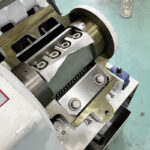ホーライ社製　中古プラスチック粉砕機　【P-1314】　【1馬力0.75kW】　刃部画像のサムネイル