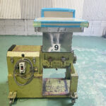 森田精機社製　中古プラスチック粉砕機　【JC-5LD】　【5馬力3.7kW】　正面画像のサムネイル