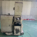 ホーライ社製　中古プラスチック粉砕機　【UC-210（U-210）】　【3馬力2.2kW】　背面画像のサムネイル