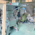 大達精工場社製　中古プラスチック粉砕機　【SW】　【20馬力15kW】　側面画像2のサムネイル