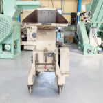 ダイコー精機社製　中古プラスチック粉砕機　【DAS-28】　【5馬力3.7kW】　正面画像のサムネイル