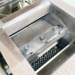 ダイコー精機社製　中古プラスチック粉砕機　【DAS-20】　【3馬力2.2kW】　刃部画像2のサムネイル
