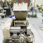 ダイコー精機社製　中古プラスチック粉砕機　【DAS-42】　【10馬力7.5kW】　背面画像のサムネイル