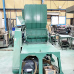 ソメタニ産業社製　中古プラスチック粉砕機　【SKC-35-720】　【15馬力11kW】　背面画像のサムネイル