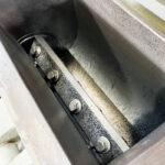 ホーライ社製　中古プラスチック粉砕機　【V-360（VC-360）】　【5馬力3.7kW】　刃部画像のサムネイル