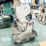 ホーライ社製　中古プラスチック粉砕機　【V-360（VC-360）】　【5馬力3.7kW】　側面画像のサムネイル