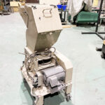 ダイコー精機社製　中古プラスチック粉砕機　【DAS-20】　【3馬力2.2kW】　背面画像のサムネイル