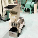 ダイコー精機社製　中古プラスチック粉砕機　【DAS-20】　【3馬力2.2kW】　側面画像のサムネイル