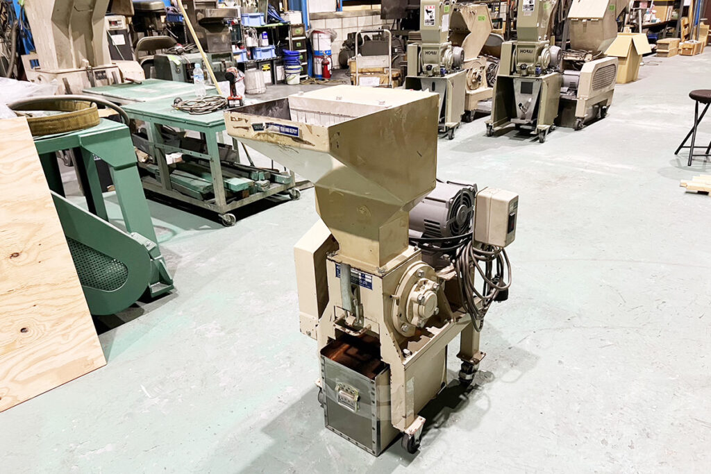 ダイコー精機社製　中古プラスチック粉砕機　【DAS-14】　【2馬力1.5kW】