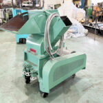 太田工業所社製　中古プラスチック粉砕機　【KM-K-5】　【7.5馬力5.5kW】　側面画像のサムネイル