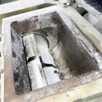 ホーライ社製　中古プラスチック粉砕機　【V-420（VC-420）】　【15馬力11kW】　刃部画像のサムネイル