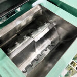 ダイコー精機社製　中古プラスチック粉砕機　【DAS-28】　【5馬力3.7kW】　刃部画像2のサムネイル