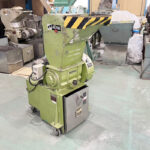 ホーライ社製　中古プラスチック粉砕機　【P-1328】　【2馬力1.5kW】のサムネイル