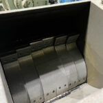太田工業所社製　中古プラスチック粉砕機　【KM-B20】　【20馬力15kW】　刃部画像のサムネイル