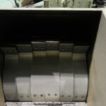 太田工業所社製　中古プラスチック粉砕機　【KM-B20】　【20馬力15kW】　刃部画像2のサムネイル