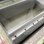 ホーライ社製　中古プラスチック粉砕機　【P-3060】　【10馬力7.5kW】　刃部画像のサムネイル