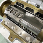 ホーライ社製　中古プラスチック粉砕機　【P-1328】　【2馬力1.5kW】　刃部画像2のサムネイル