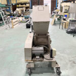 ダイコー精機社製　中古プラスチック粉砕機　【DAS-28】　【5馬力3.7kW】　背面画像のサムネイル