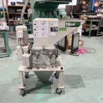 シュトルツ社製　中古低速粉砕機（スカッター）　【SA-24】　【2馬力1.5kW】　側面画像のサムネイル