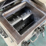 ダイコー精機社製　中古プラスチック粉砕機　【DAS-28】　【5馬力3.7kW】　刃部画像のサムネイル