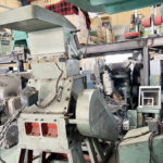 太田工業所社製　中古プラスチック粉砕機　【KM-B20】　【20馬力15kW】　側面画像のサムネイル