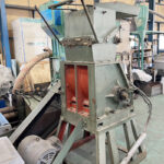 太田工業所社製　中古プラスチック粉砕機　【KM-B20】　【20馬力15kW】　背面画像のサムネイル
