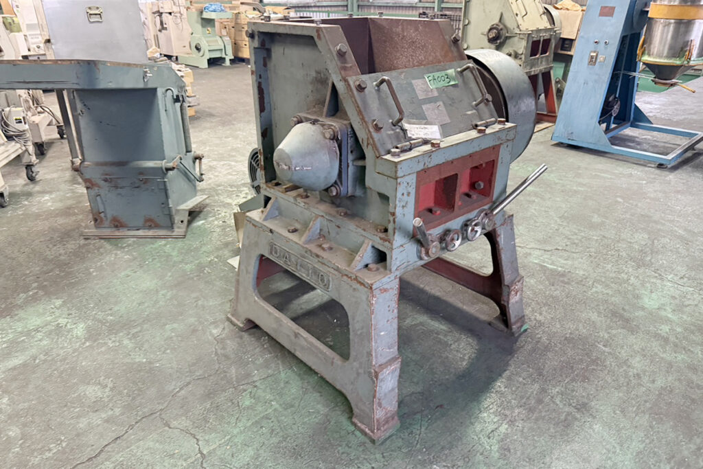 大登機械社製　中古プラスチック粉砕機　【DN-450】　【20馬力15kW】
