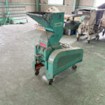 太田工業所社製　中古プラスチック粉砕機　【KM-K3】　【5馬力3.7kW】　側面画像のサムネイル