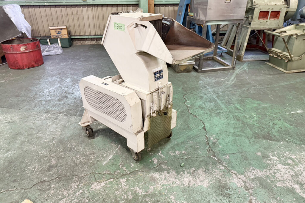 ダイコー精機社製　中古プラスチック粉砕機　【DAS-28】　【5馬力3.7kW】