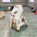 ダイコー精機社製　中古プラスチック粉砕機　【DAS-28】　【5馬力3.7kW】　側面画像のサムネイル