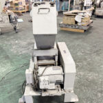 ダイコー精機社製　中古プラスチック粉砕機　【DAS-28】　【5馬力3.7kW】　背面画像のサムネイル