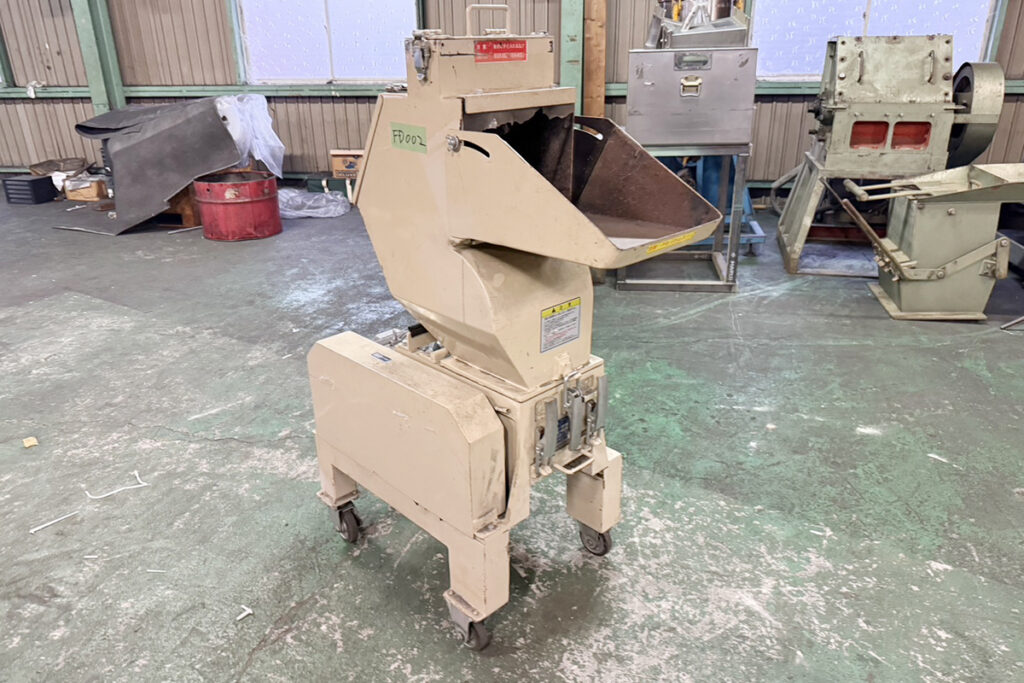 ダイコー精機社製　中古プラスチック粉砕機　【DAS-28】　【5馬力3.7kW】