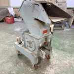 ダイコー精機社製　中古プラスチック粉砕機　【DAS-28】　【5馬力3.7kW】　側面画像のサムネイル