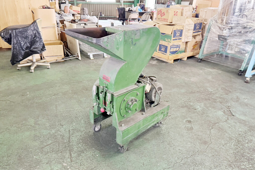 ダイコー精機社製　中古プラスチック粉砕機　【DAS-20】　【3馬力2.2kW】