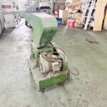 ダイコー精機社製　中古プラスチック粉砕機　【DAS-20】　【3馬力2.2kW】　背面画像のサムネイル