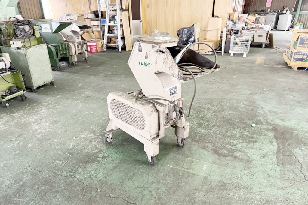 ダイコー精機社製　中古プラスチック粉砕機　【DAS-20】　【3馬力2.2kW】