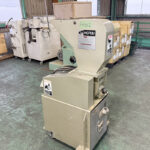 ホーライ社製　中古プラスチック粉砕機　【P-1314】　【1馬力0.75kW】　側面画像のサムネイル