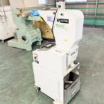 ホーライ社製　中古プラスチック粉砕機　【P-1314】　【1馬力0.75kW】　側面画像のサムネイル