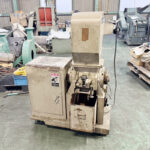 ホーライ社製　中古プラスチック粉砕機　【UC-210（U-210）】　【3馬力2.2kW】　背面画像のサムネイル