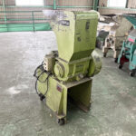 ホーライ社製　中古プラスチック粉砕機　【UC-210（U-210）】　【3馬力2.2kW】のサムネイル