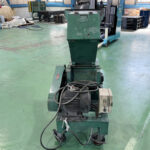 ダイコー精機社製　中古プラスチック粉砕機　【DAS-28】　【5馬力3.7kW】　背面画像のサムネイル