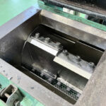 ダイコー精機社製　中古プラスチック粉砕機　【DAS-28】　【5馬力3.7kW】　刃部画像2のサムネイル