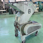 ダイコー精機社製　中古プラスチック粉砕機　【DAS-28】　【5馬力3.7kW】　側面画像のサムネイル