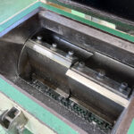 ダイコー精機社製　中古プラスチック粉砕機　【DAS-36】　【7.5馬力5.5kW】　刃部画像2のサムネイル
