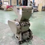 ホーライ社製　中古プラスチック粉砕機　【V-360（VC-360）】　【5馬力3.7kW】のサムネイル