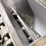 ホーライ社製　中古プラスチック粉砕機　【V-360（VC-360）】　【5馬力3.7kW】 刃部画像2のサムネイル