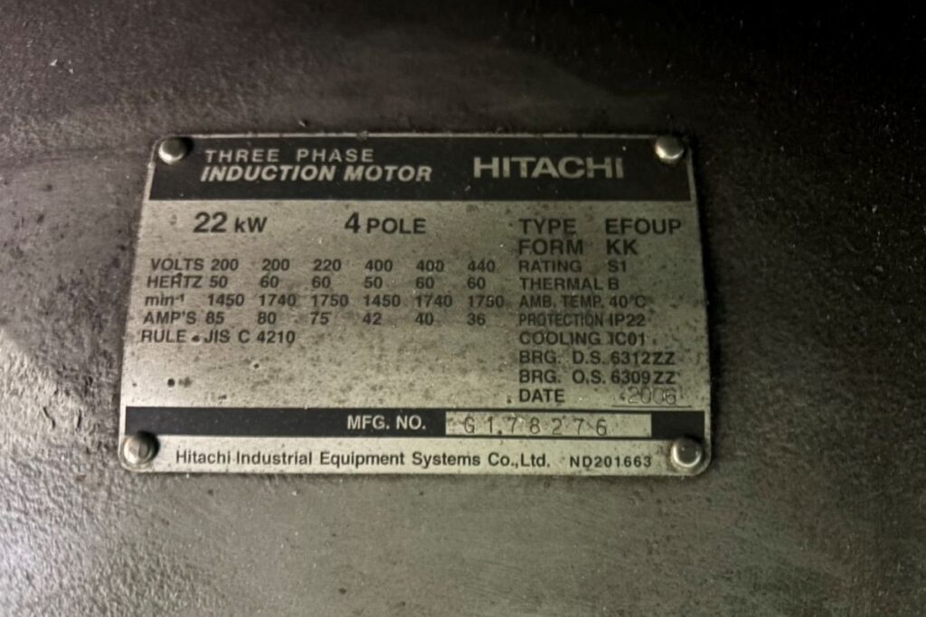 タナカ社製　中古プラスチック粉砕機　【MF35-560】　【30馬力22kW】　モーターラベル画像